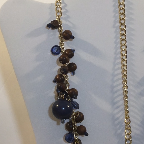 Wood & Crystal Necklace w/Long Gold Chain - Picture 4 of 5